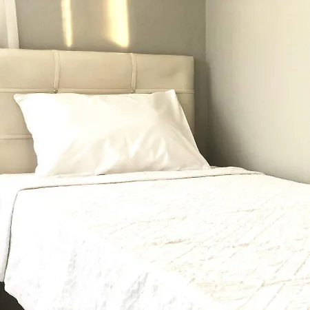 Ξενοδοχείο Hermes 2*