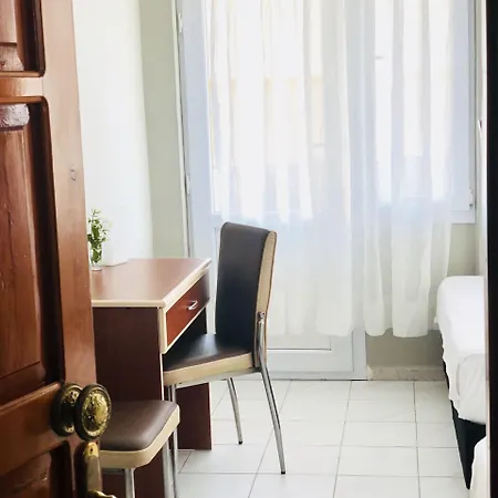 Ξενοδοχείο Hermes 2*